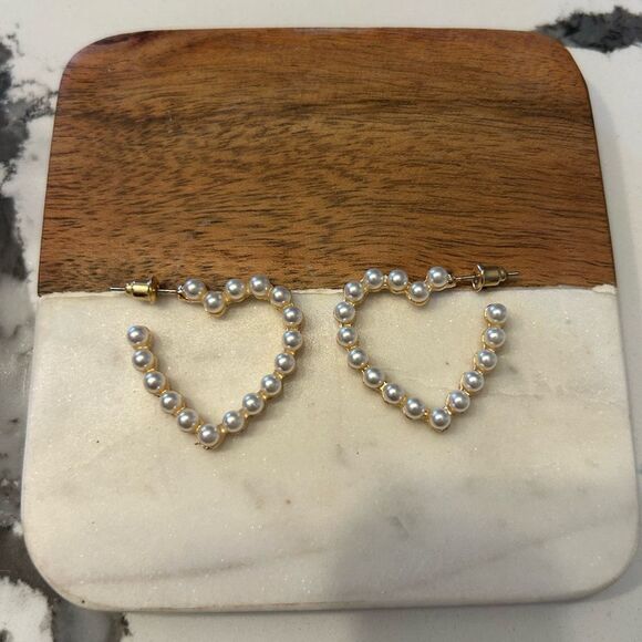 Pearl heart earrings - Picture 1 of 2